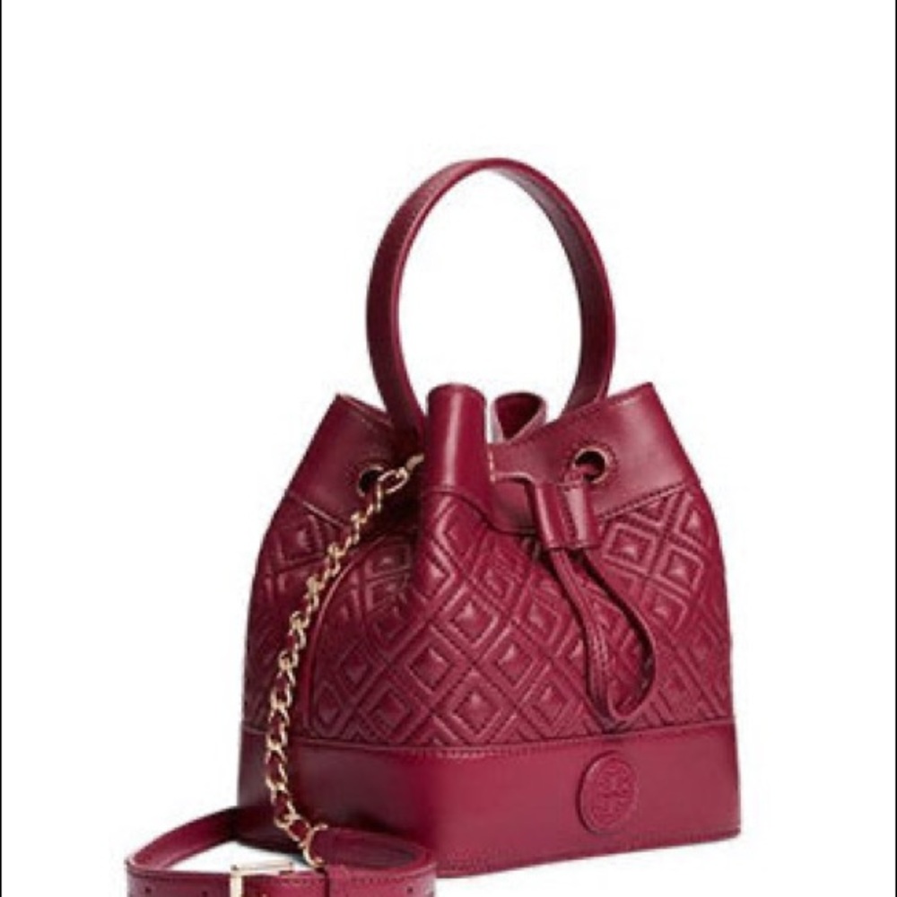 Tory Burch

MARION QUILTED LEATHER MINI BUCKET BAG